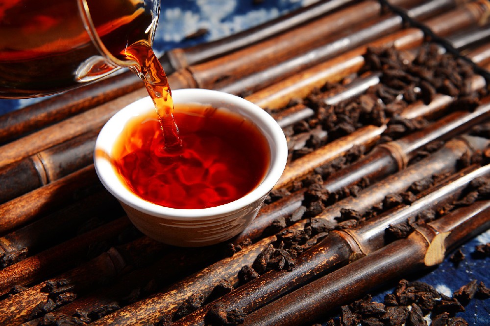 生茶和熟茶哪个对身体好